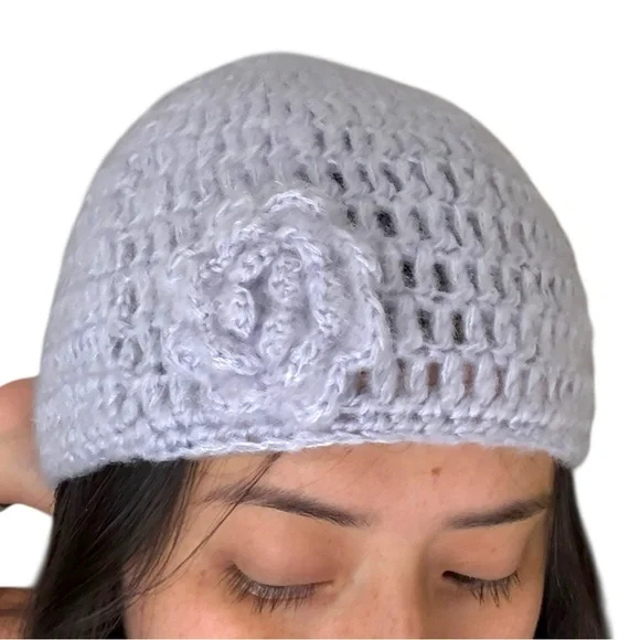 Cream and Lavender Knitted Beanie Bundle Size OS - Picture 4 of 4